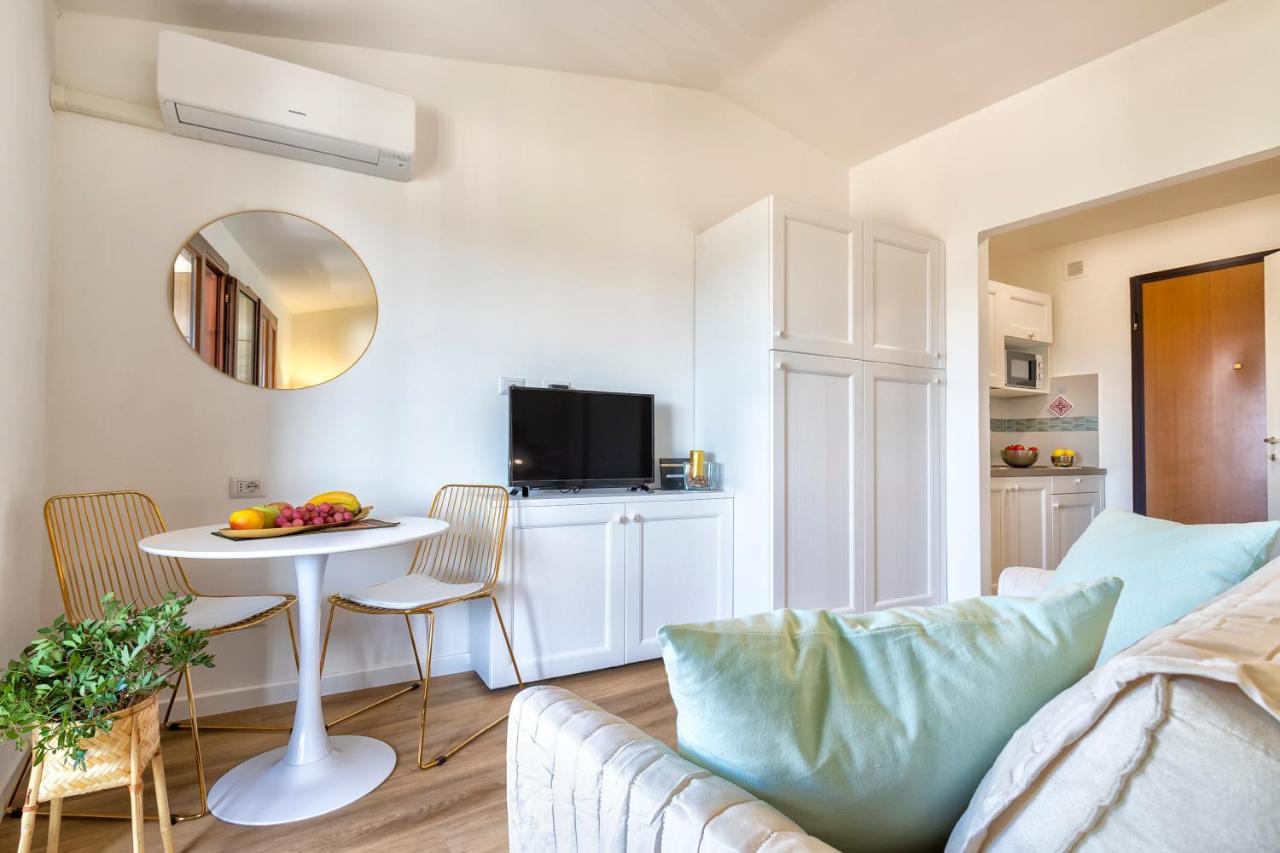 Top Floor Gulf View Apartment Olbia Exteriér fotografie