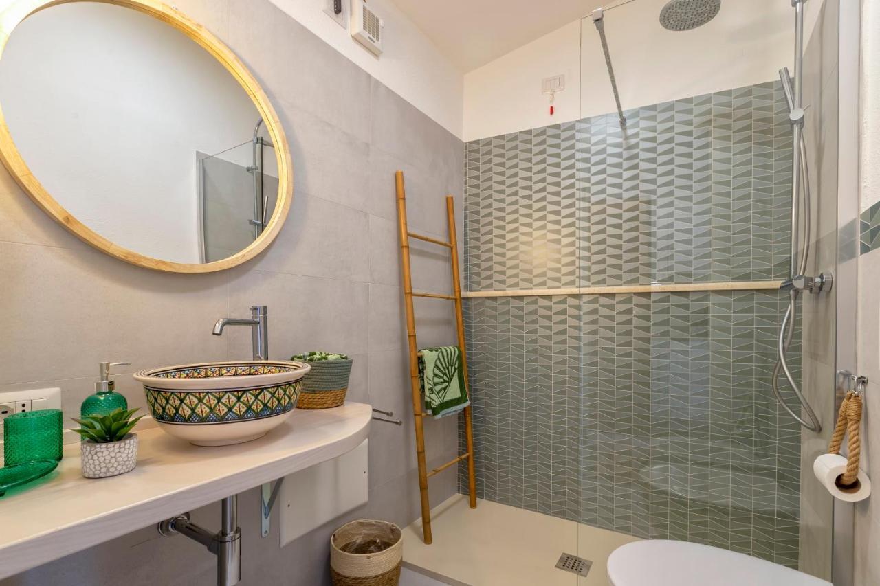 Top Floor Gulf View Apartment Olbia Exteriér fotografie